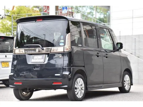 Suzuki Spacia Custom Z