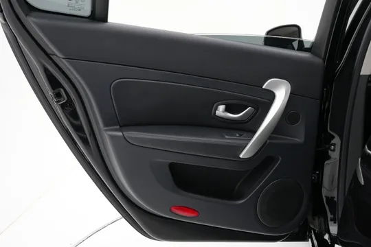 Renault SM5