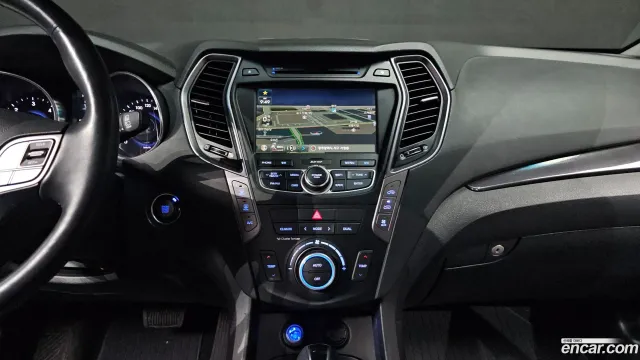 Hyundai Grand Santa Fe (Maxcruz)