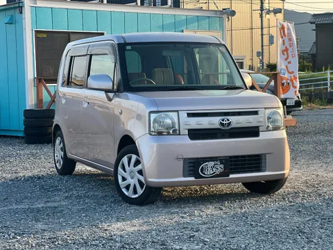 Toyota Pixis Space