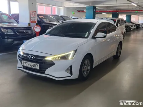 Hyundai Elantra (Avante)