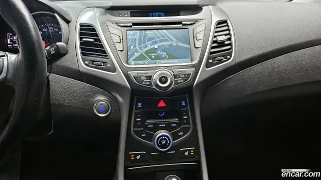 Hyundai Elantra (Avante)
