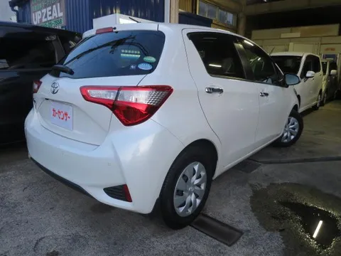 Toyota Yaris (Vitz)