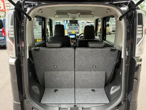 Suzuki Spacia Custom