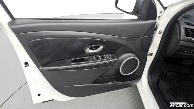 Renault SM3