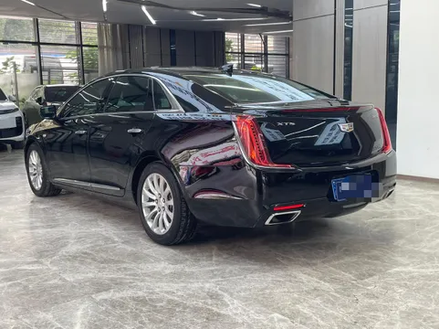 Cadillac XTS