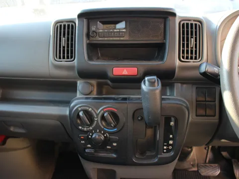 Nissan Clipper