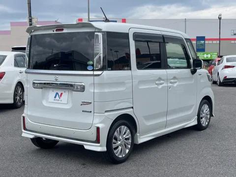 Suzuki Spacia Custom