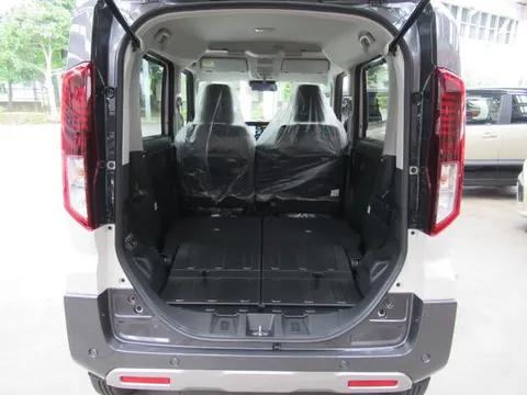 Suzuki Spacia Gear