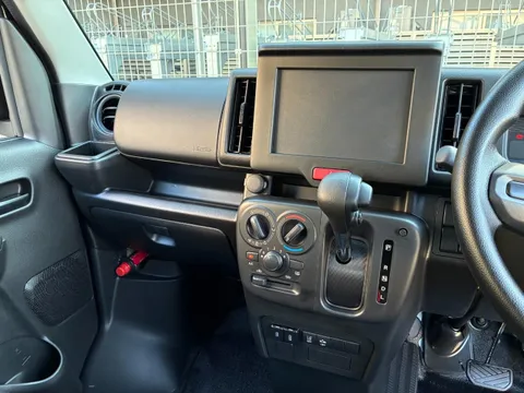 Nissan Clipper Van