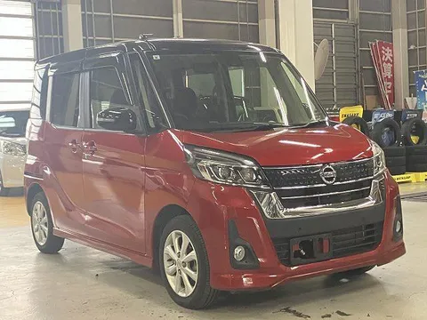 Nissan Dayz Roox