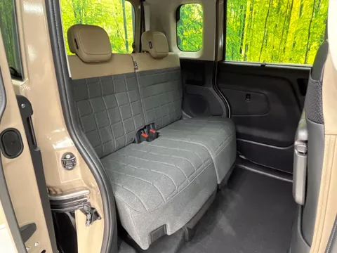 Mitsubishi Delica Mini