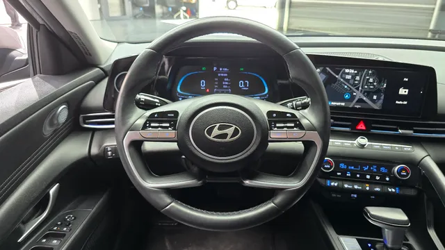 Hyundai Elantra (Avante)