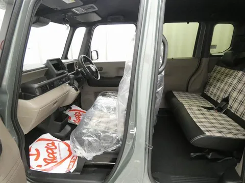 Honda N-BOX Joy
