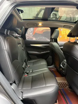 Infiniti QX50