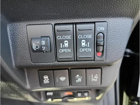Honda Freed Plus