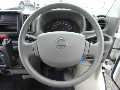 Nissan Clipper