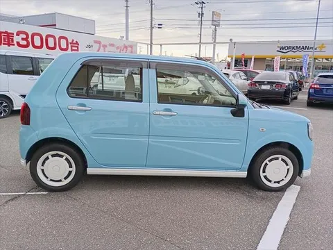 Daihatsu Mira Tocot