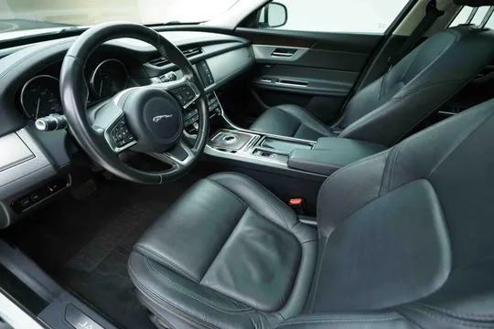 Jaguar XFL