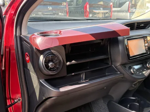 Toyota Yaris (Vitz)