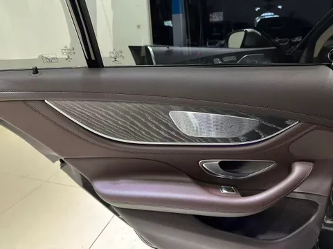 Mercedes-Benz Mercedes-Benz CLS