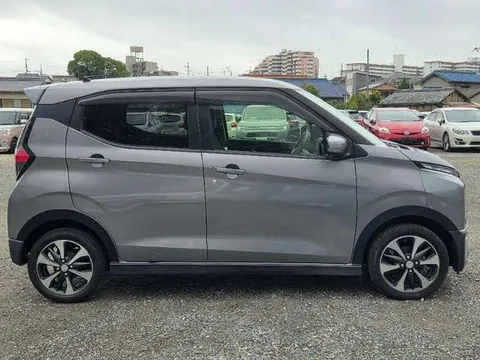 Mitsubishi eK X