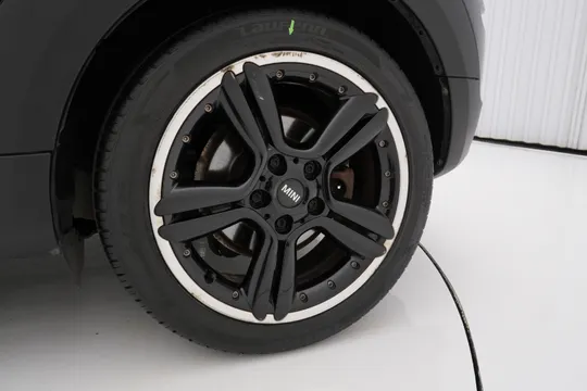 MINI Paceman
