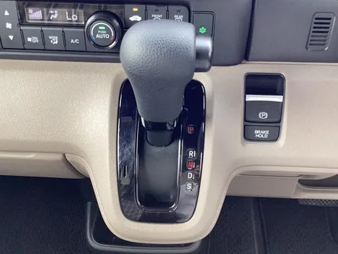 Honda N-BOX Joy