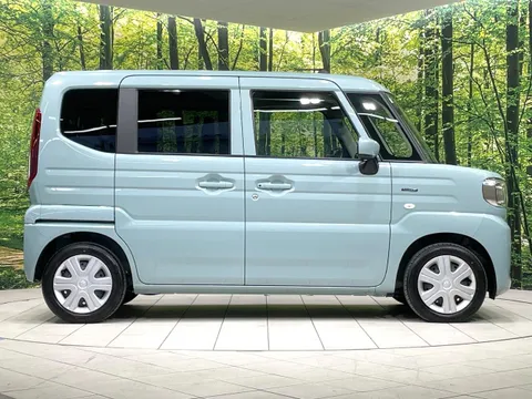 Suzuki Spacia