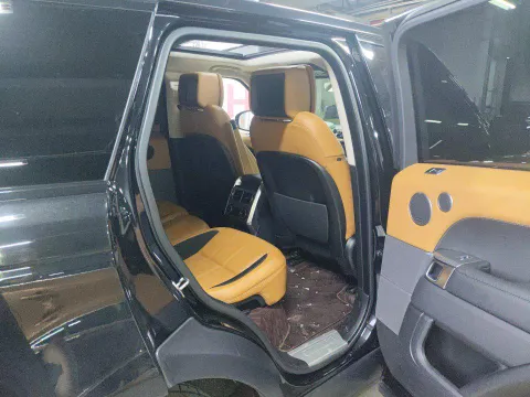 Land Rover