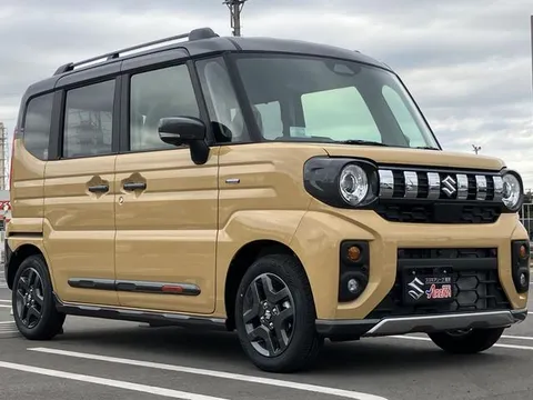 Suzuki Spacia Gear