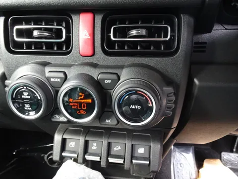 Suzuki Jimny Nomade