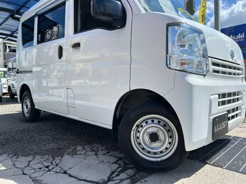Nissan Clipper