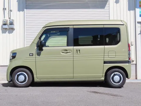Honda N-VAN Plus Style