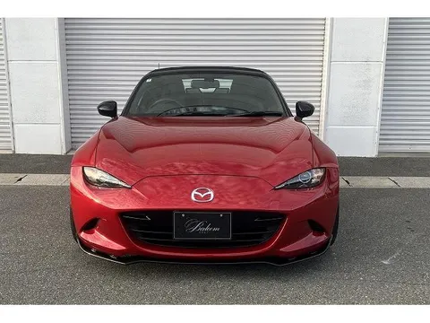 Mazda MX-5 (Roadster)
