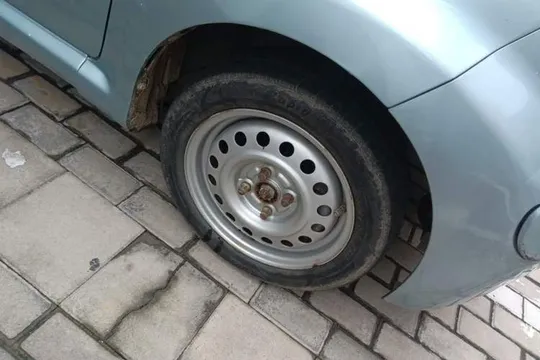 BYD F0