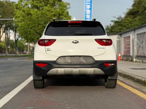 Kia KX1
