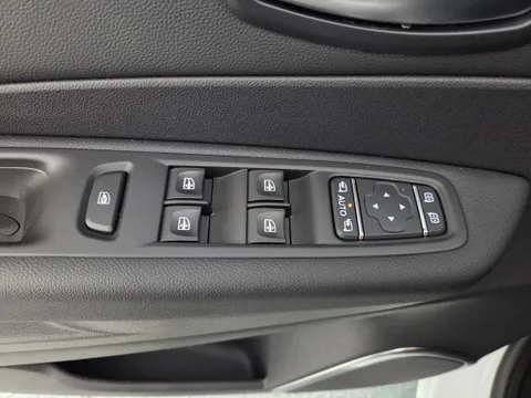 Renault QM3
