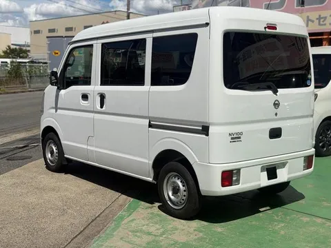 Nissan Clipper