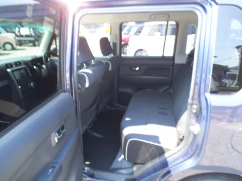 Toyota Pixis Space