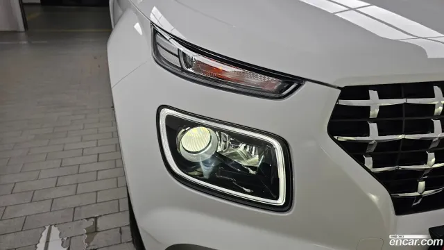 Hyundai Venue