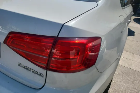Volkswagen Sagitar