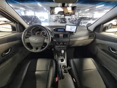 Renault SM3