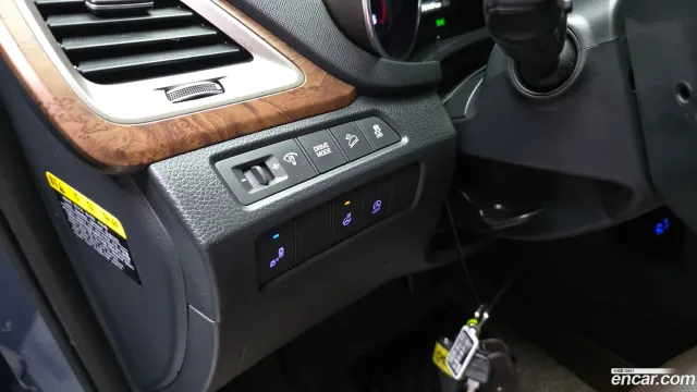 Hyundai Grand Santa Fe (Maxcruz)