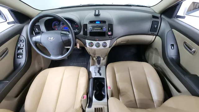Hyundai Elantra (Avante)