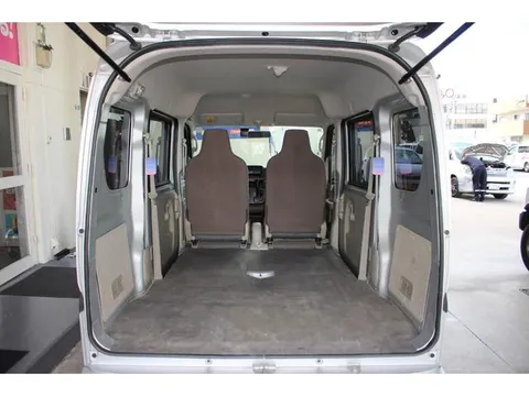 Mitsubishi Minicab Van