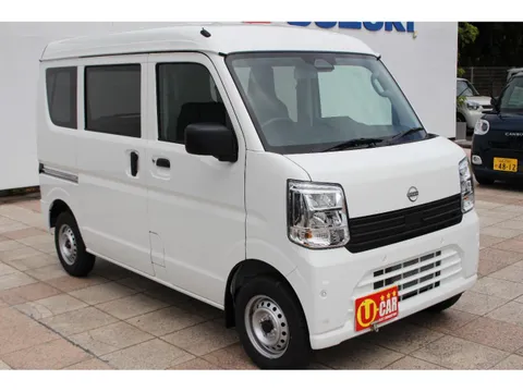 Nissan Clipper Van