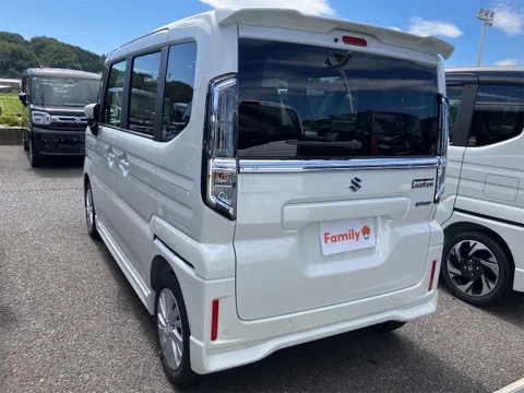 Suzuki Spacia Custom