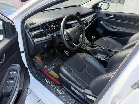 Chery Arrizo 5