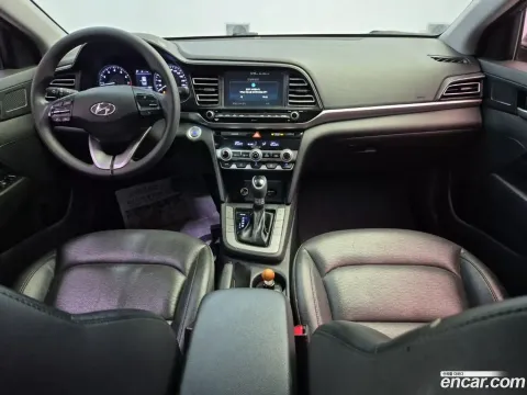 Hyundai Elantra (Avante)